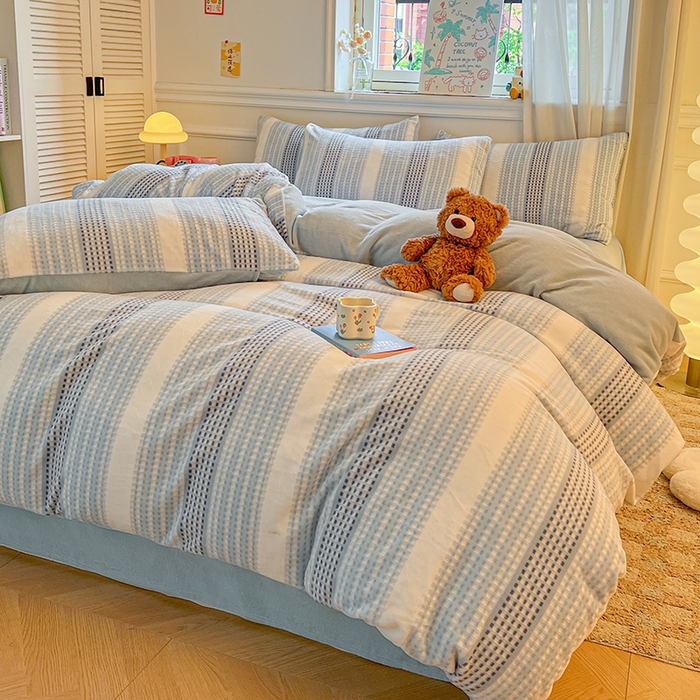 91家纺网 家纺一手货源 找家纺 （总）莱茵家居 2025新款高克重牛奶绒烂花四件套