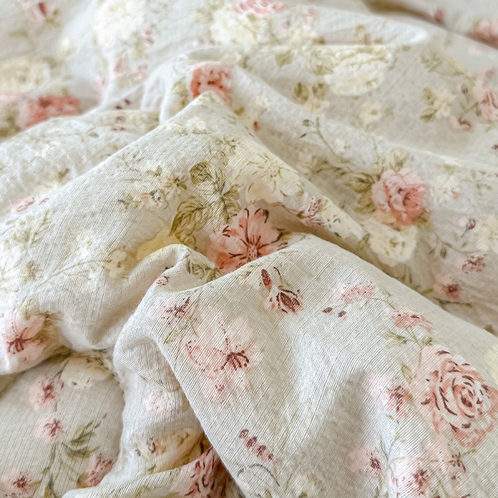 91家纺网 家纺一手货源 找家纺 芯恋 25年新款亚麻风全棉花边云感冬被四季被加厚冬被 瑰丽