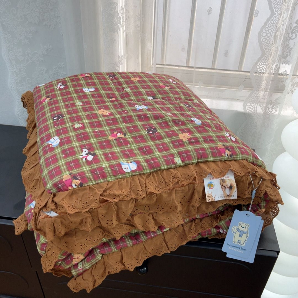 91家纺网 家纺一手货源 找家纺 暖居 2025新款纯棉花边款春秋豆豆被四季通用 圣诞