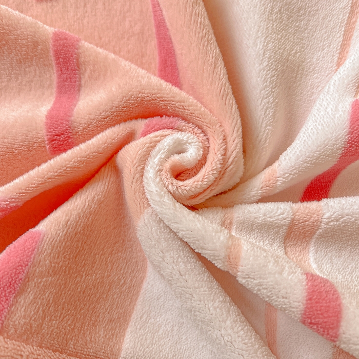 91家纺网 家纺一手货源 找家纺 莱茵家居 2025新款高克重牛奶绒烂花四件套 眠语-粉