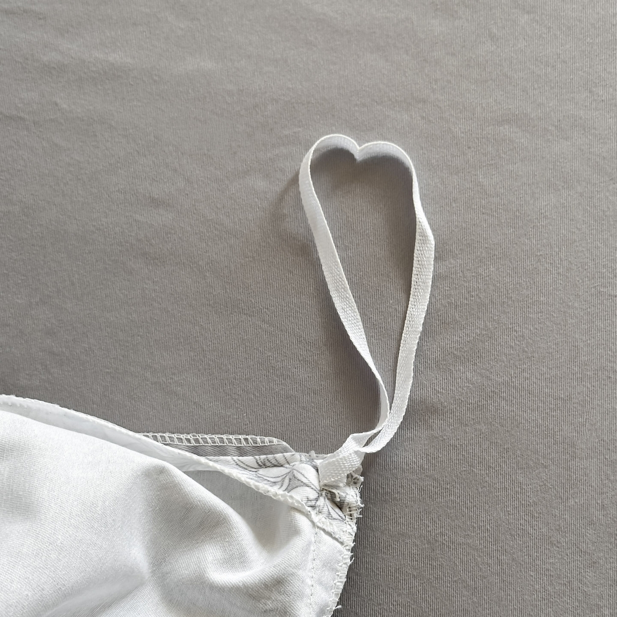 91家纺网 家纺一手货源 找家纺 大柏树 2025新款全棉磨毛印花单被套系列（可定制） 浮生-灰