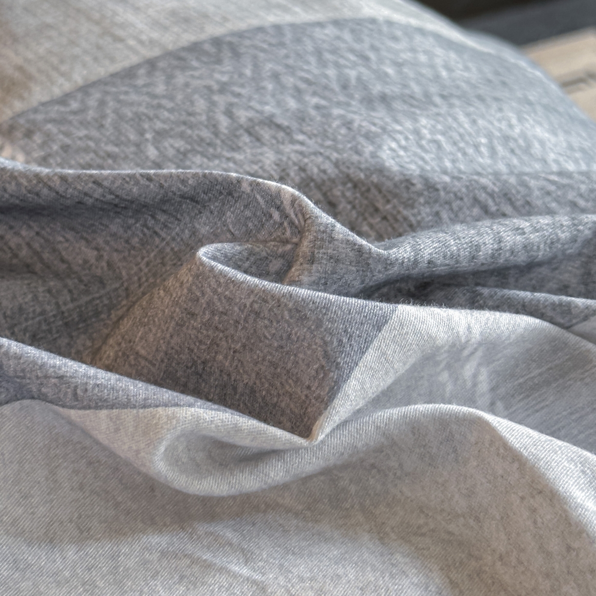 91家纺网 家纺一手货源 找家纺 大柏树 2025新款全棉磨毛印花单被套系列（可定制） 流年印记-蓝