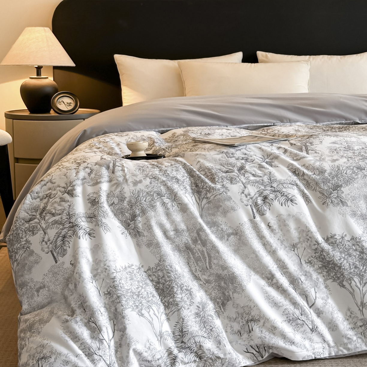 91家纺网 家纺一手货源 找家纺 大柏树 2025新款全棉磨毛印花单被套系列（可定制） 浮生-灰