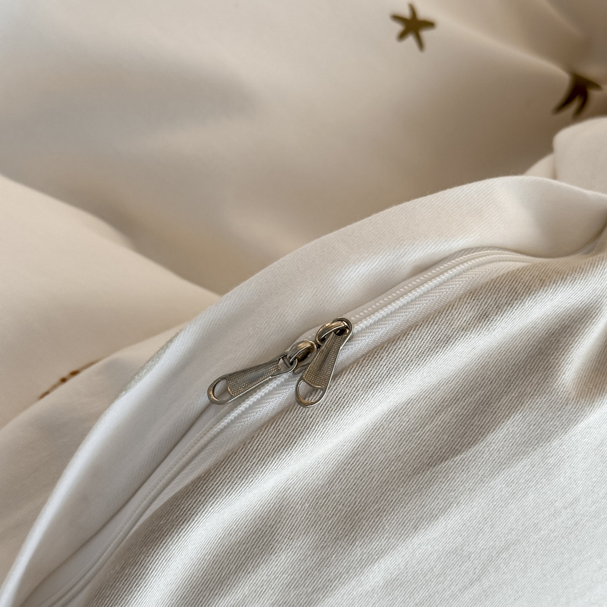 91家纺网 家纺一手货源 找家纺 大柏树 2025新款全棉磨毛印花单被套系列（可定制） 遨游太空