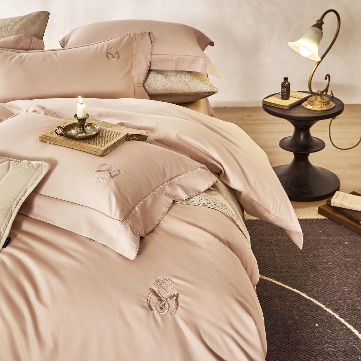 91家纺网 家纺一手货源 找家纺 玖玖爱家纺 2025新款亲肤柔软婴肤棉四件套-小邂逅 小邂逅-银牡丹