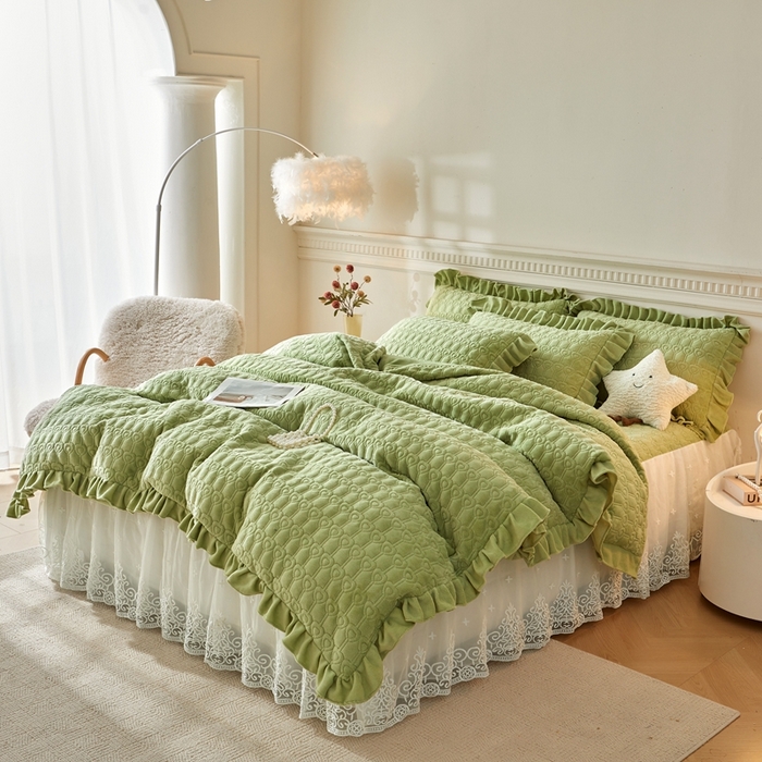 91家纺网 家纺一手货源 找家纺 怡源梦 2025新款A类牛奶绒夹棉床裙单件-甜心公主系列 绿色