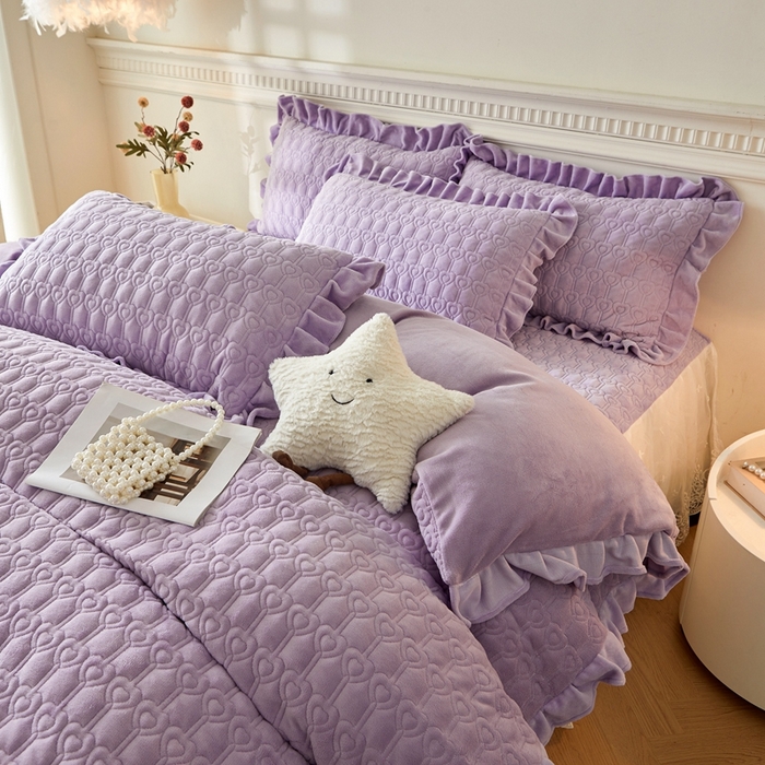 91家纺网 家纺一手货源 找家纺 怡源梦 2025新款A类牛奶绒夹棉床裙单件-甜心公主系列 紫色