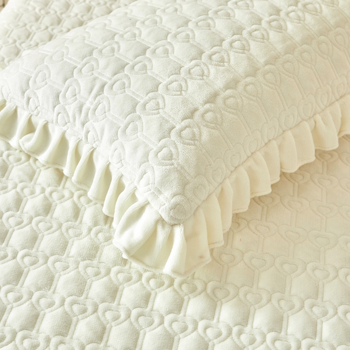 91家纺网 家纺一手货源 找家纺 怡源梦 2025新款A类牛奶绒夹棉床裙单件-甜心公主系列 米白色