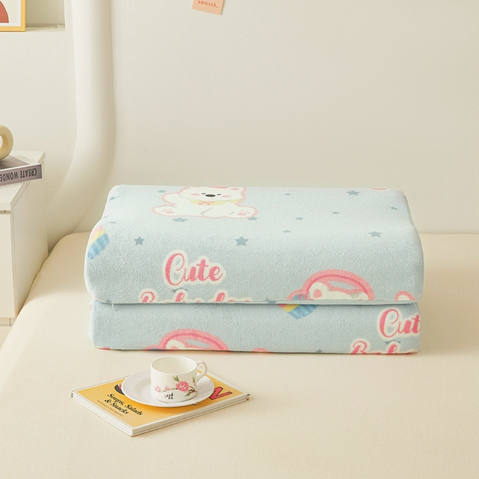 91家纺网 家纺一手货源 找家纺 翎盈家纺 2025新款加厚高克重牛奶绒乳胶枕头套 比尔狗蓝