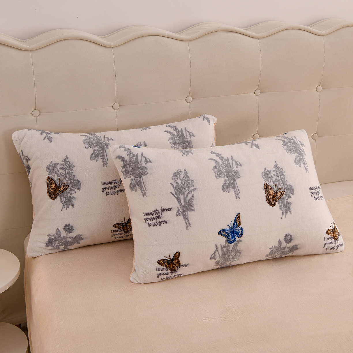 91家纺网 家纺一手货源 找家纺 紫月轩家纺 2025新款A类牛奶绒小清新印花四件套 田园蝶梦