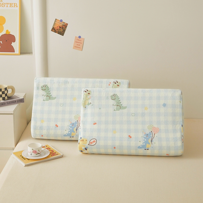 91家纺网 家纺一手货源 找家纺 翎盈家纺 2025新款加厚高克重牛奶绒乳胶枕头套 恐龙乐园