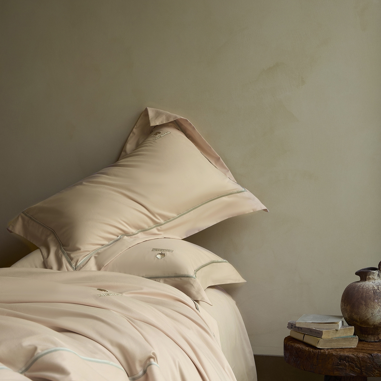 91家纺网 家纺一手货源 找家纺 玖玖爱家纺 2025新款亲肤婴肤棉四件套-好眠生活 好眠生活-沙砾色