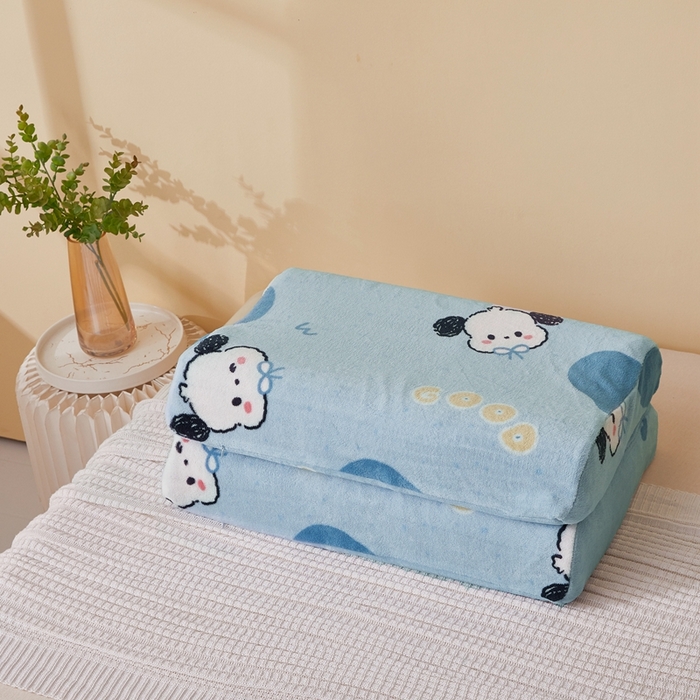 91家纺网 家纺一手货源 找家纺 翎盈家纺 2025新款加厚高克重牛奶绒乳胶枕头套 帕恰狗-蓝