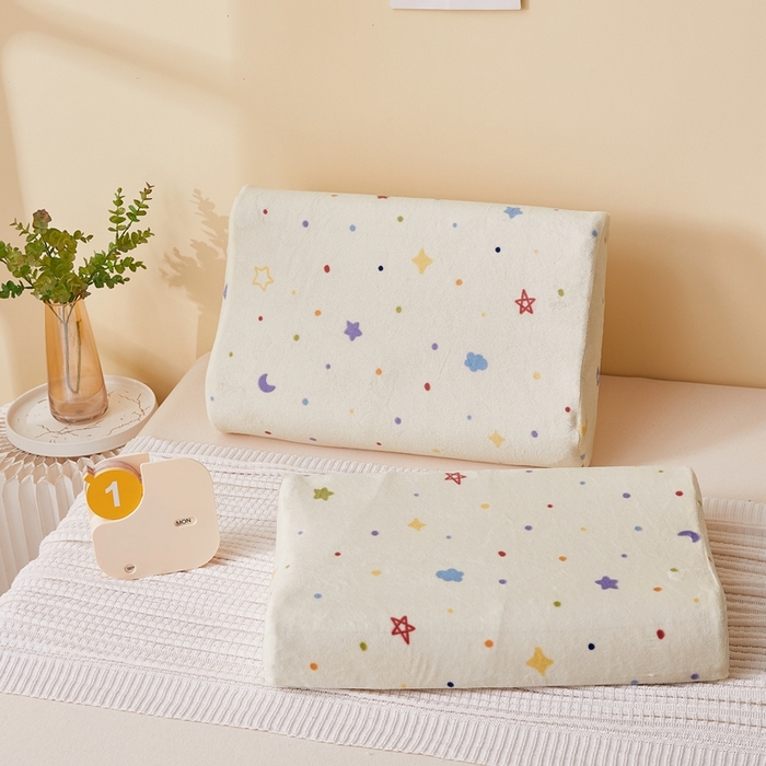 翎盈家纺 2025新款加厚高克重牛奶绒乳胶枕头套 童话星空