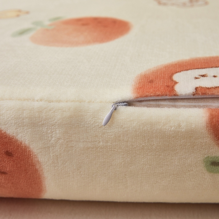 91家纺网 家纺一手货源 找家纺 翎盈家纺 2025新款加厚高克重牛奶绒乳胶枕头套 心想事成