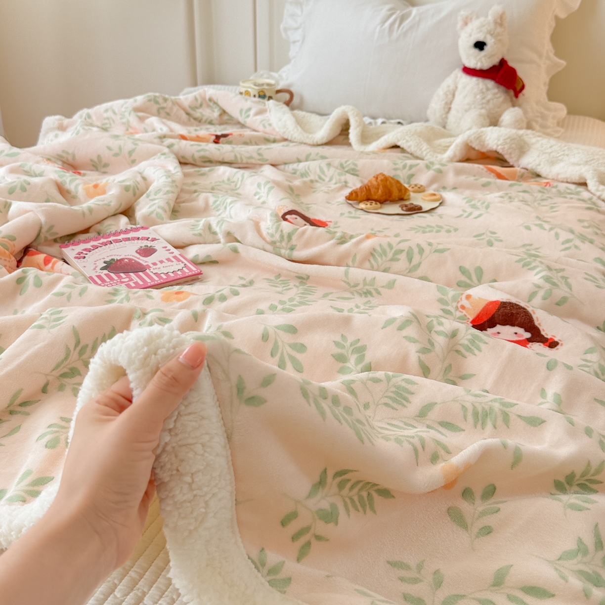 91家纺网 家纺一手货源 找家纺 沐慕 2025新款牛奶绒拼羊羔绒毛毯盖毯毯子 毛毯-森林女孩