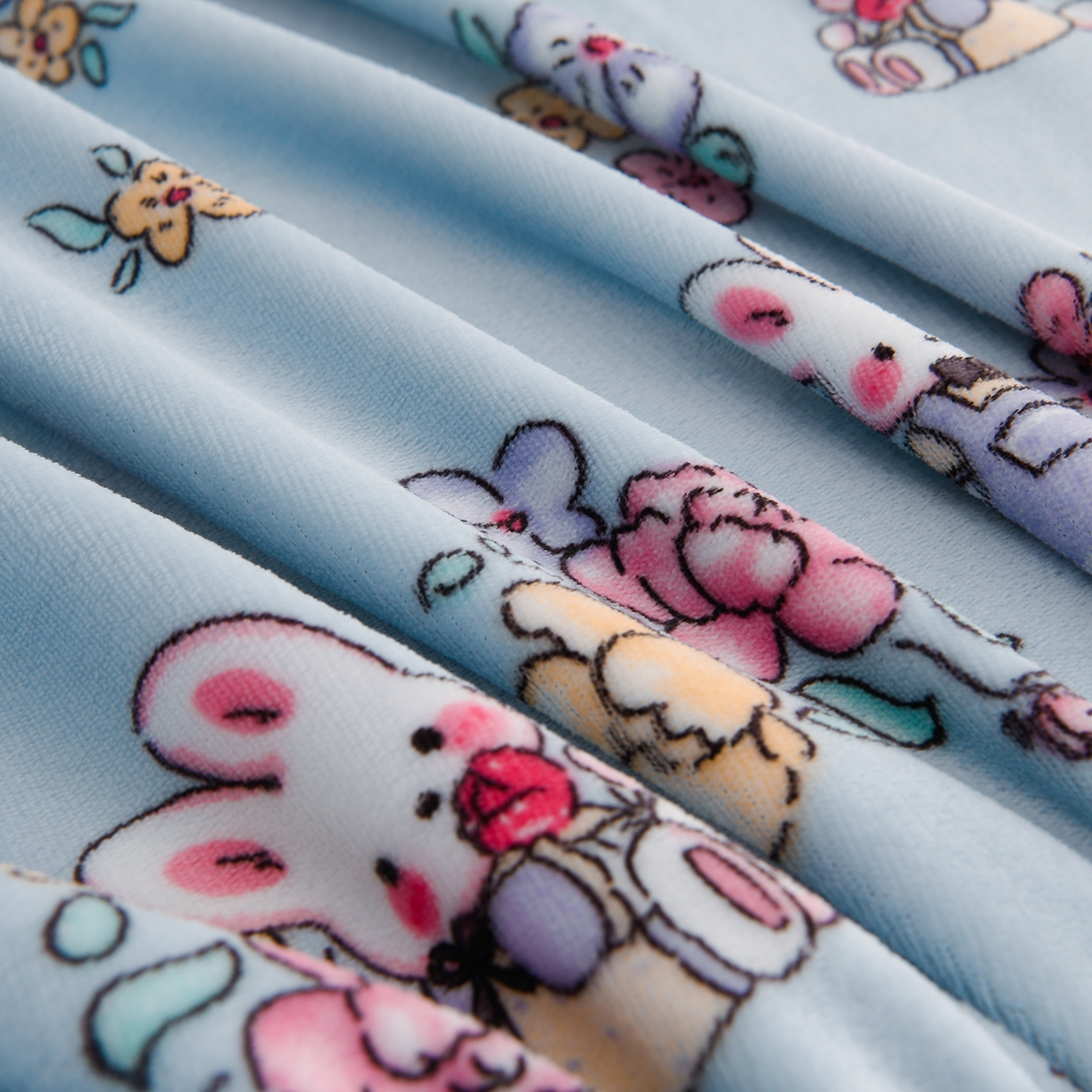 91家纺网 家纺一手货源 找家纺 紫月轩家纺 2025新款A类牛奶绒小清新印花四件套 花漾兔语