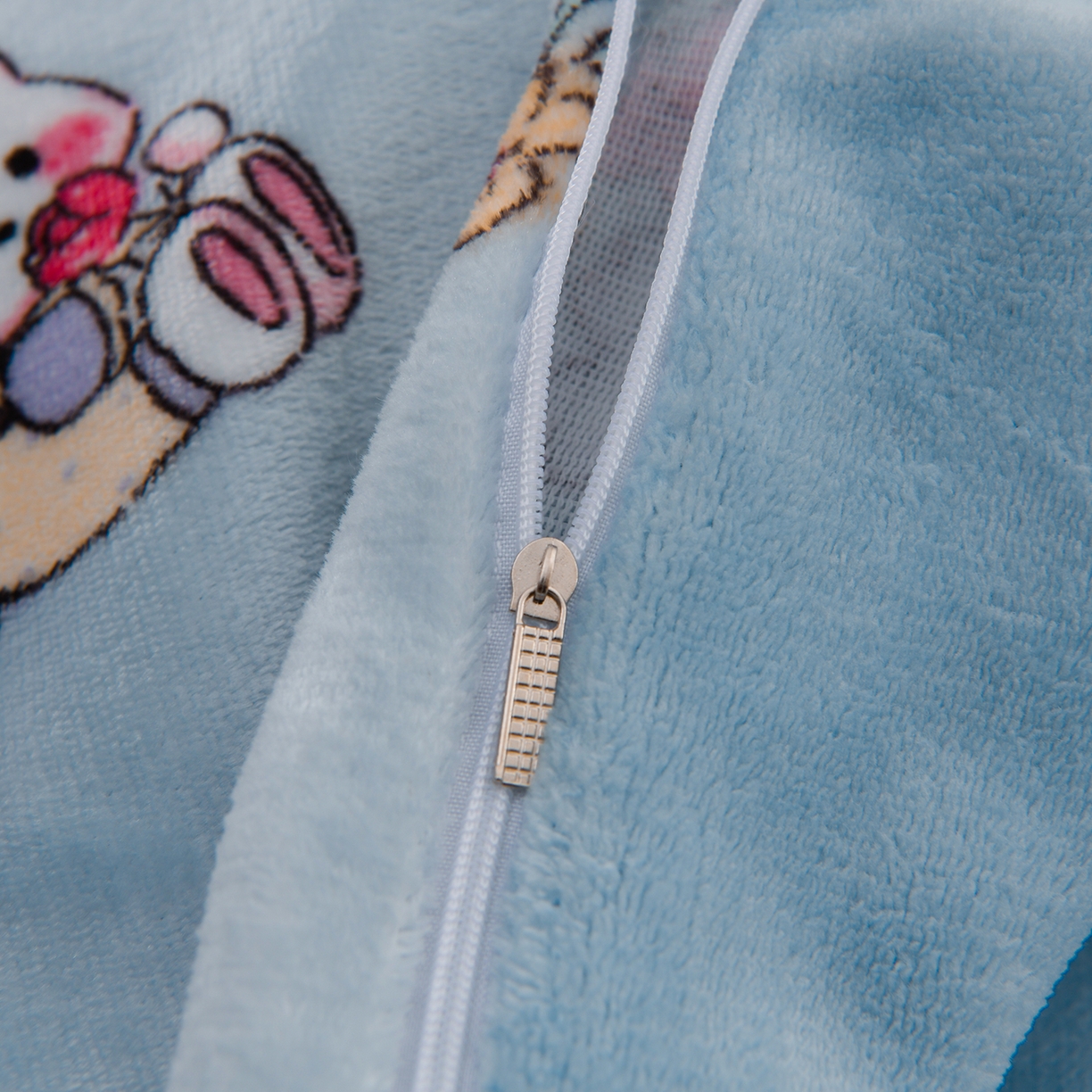 91家纺网 家纺一手货源 找家纺 紫月轩家纺 2025新款A类牛奶绒小清新印花四件套 花漾兔语