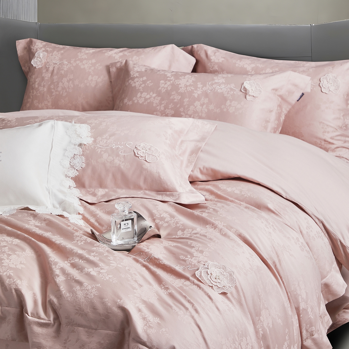 91家纺网 家纺一手货源 找家纺 （总）玖玖爱家纺 2025新款长绒棉全棉纯棉磨毛提花四件套-夏沫