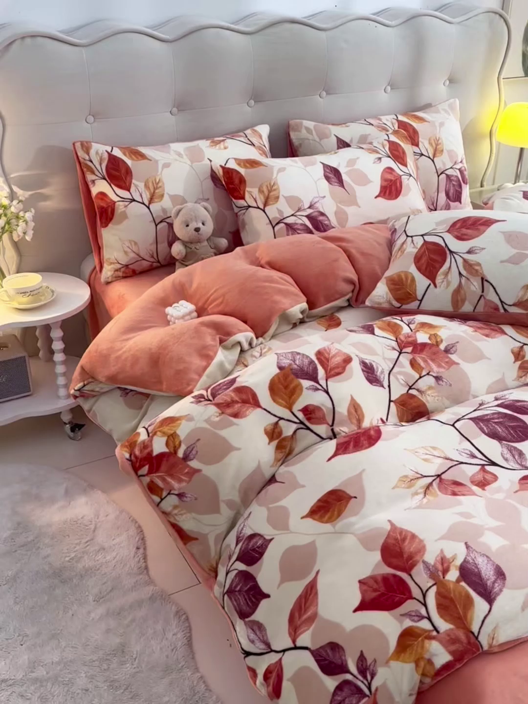 91家纺网 家纺一手货源 找家纺 紫月轩家纺 2025新款A类牛奶绒小清新印花四件套 秋之叶语