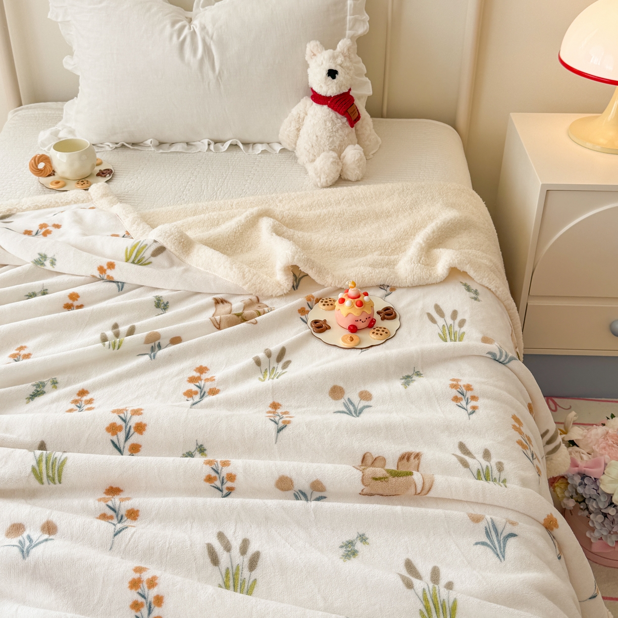 91家纺网 家纺一手货源 找家纺 沐慕 2025新款牛奶绒拼羊羔绒毛毯盖毯毯子 毛毯-田园松鼠