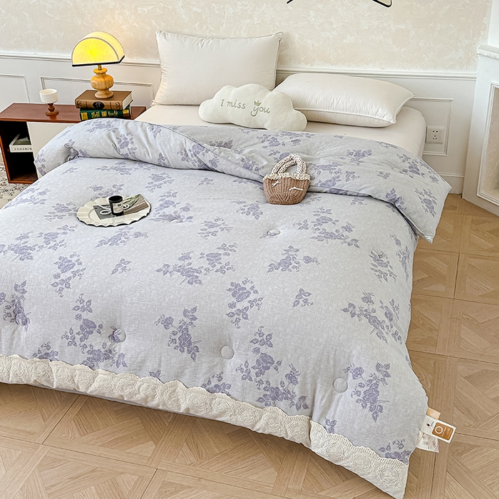 91家纺网 家纺一手货源 找家纺 芯恋 25年新款亚麻风全棉花边云感冬被四季被加厚冬被 花影