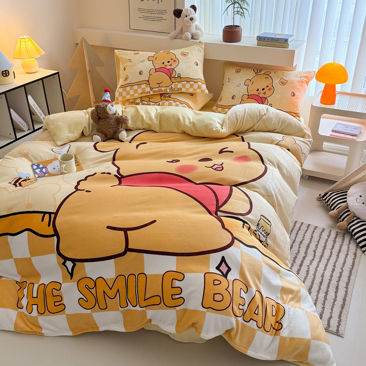 91家纺网 家纺一手货源 找家纺 悦织湾家纺 2025新款大版卡通印花牛奶绒四件套儿童床绒套件学生宿舍单双人床上用品三四件套 搞怪小熊