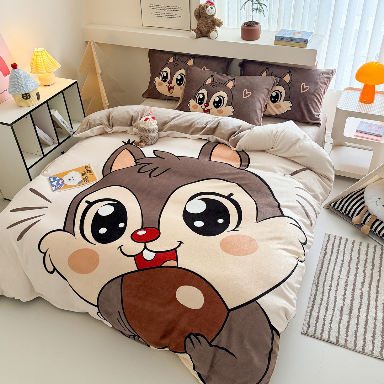 91家纺网 家纺一手货源 找家纺 悦织湾家纺 2025新款大版卡通印花牛奶绒四件套儿童床绒套件学生宿舍单双人床上用品三四件套 可爱松鼠