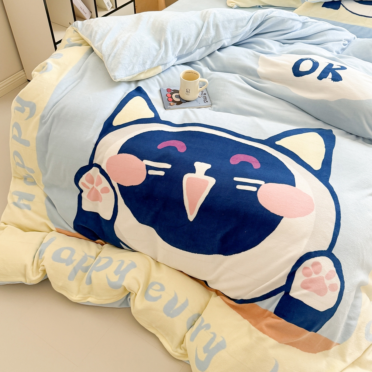 91家纺网 家纺一手货源 找家纺 悦织湾家纺 2025新款大版卡通印花牛奶绒四件套儿童床绒套件学生宿舍单双人床上用品三四件套 大脸猫猫