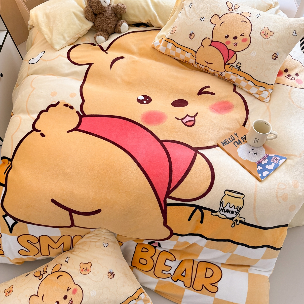 91家纺网 家纺一手货源 找家纺 悦织湾家纺 2025新款大版卡通印花牛奶绒四件套儿童床绒套件学生宿舍单双人床上用品三四件套 搞怪小熊