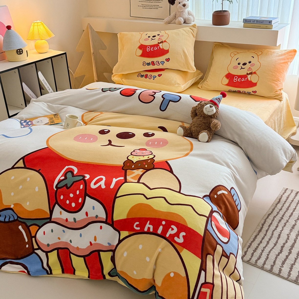 91家纺网 家纺一手货源 找家纺 悦织湾家纺 2025新款大版卡通印花牛奶绒四件套儿童床绒套件学生宿舍单双人床上用品三四件套 熊熊零食