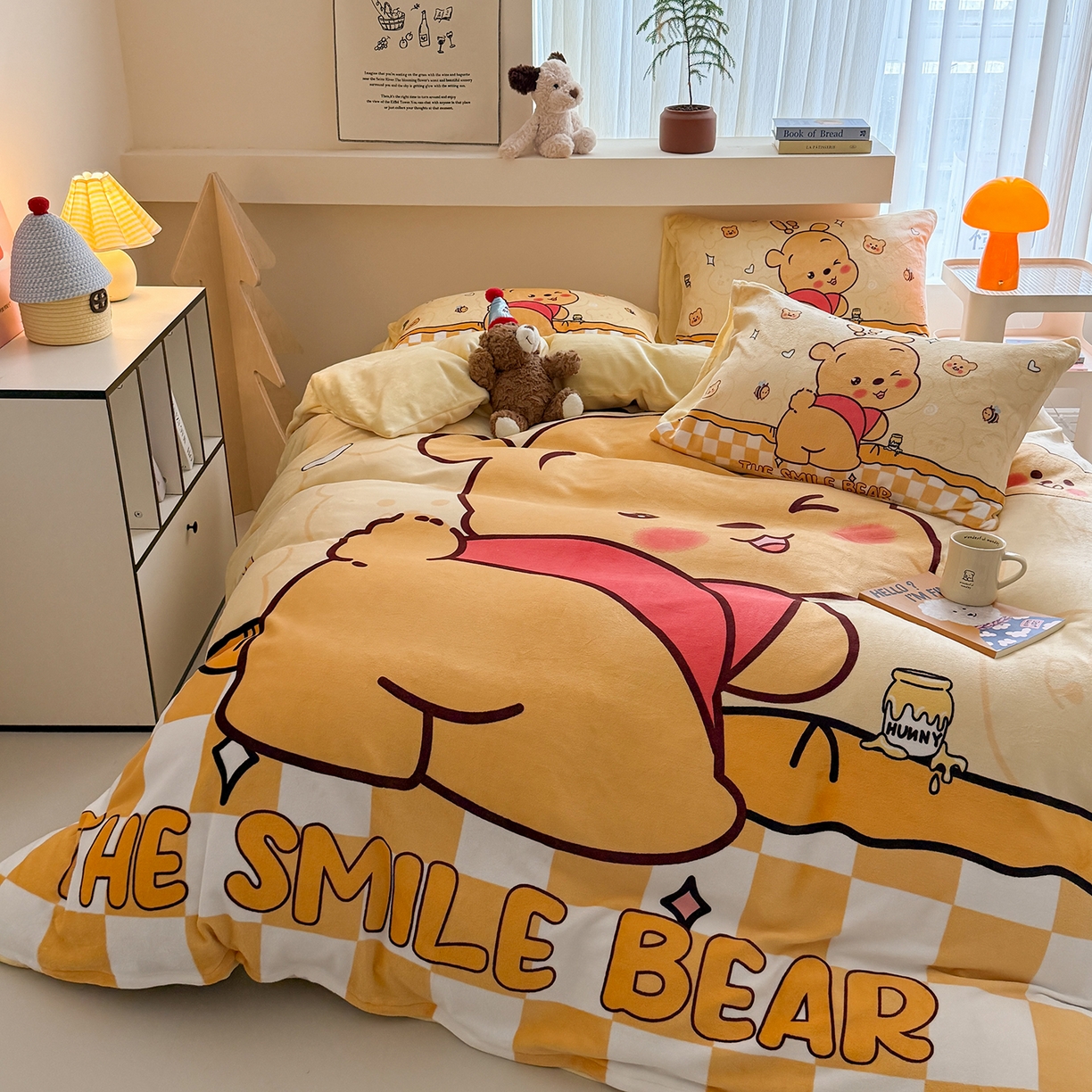 91家纺网 家纺一手货源 找家纺 悦织湾家纺 2025新款大版卡通印花牛奶绒四件套儿童床绒套件学生宿舍单双人床上用品三四件套 搞怪小熊