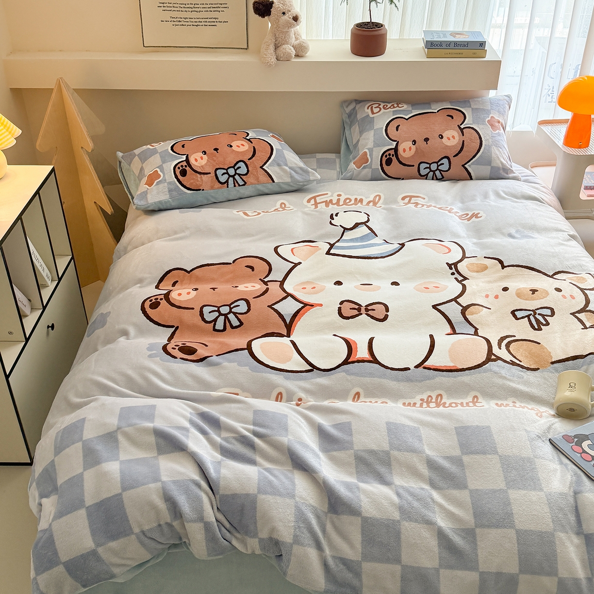 91家纺网 家纺一手货源 找家纺 悦织湾家纺 2025新款大版卡通印花牛奶绒四件套儿童床绒套件学生宿舍单双人床上用品三四件套 熊熊party