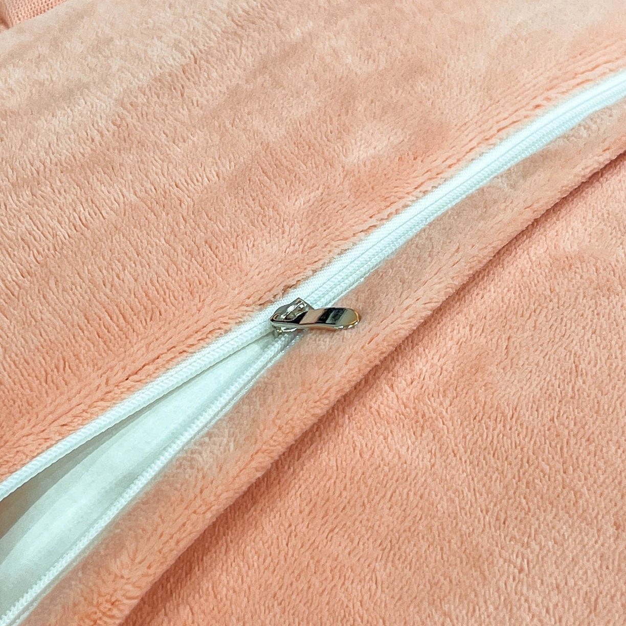 91家纺网 家纺一手货源 找家纺 悦织湾家纺 2025新款230克9.5斤重牛奶绒宝宝绒贴布绣四件套蝴蝶款高密保暖轻奢时尚床上用品四件套 蝴蝶-暖玉