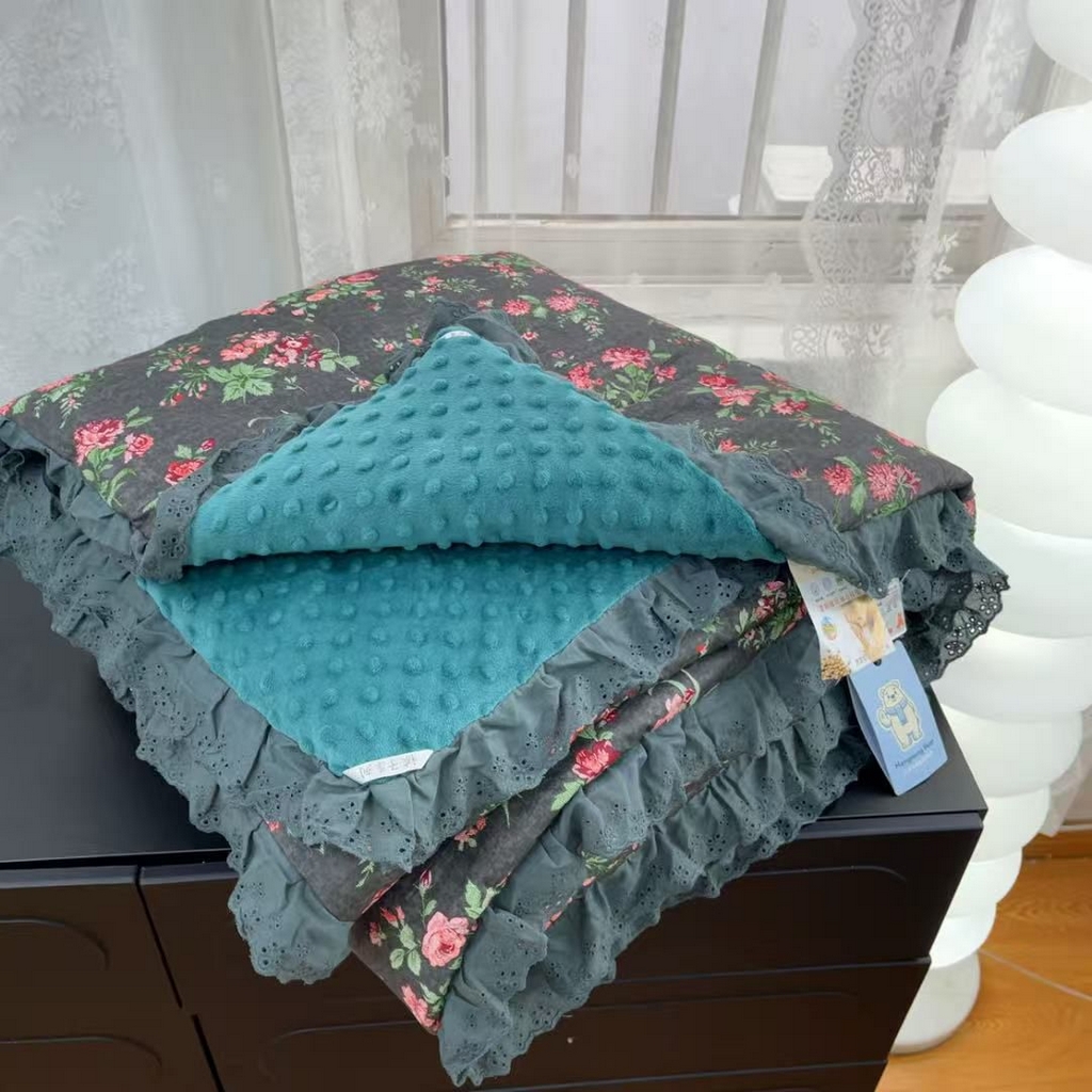 91家纺网 家纺一手货源 找家纺 暖居 2025新款纯棉花边款春秋豆豆被四季通用 中国美