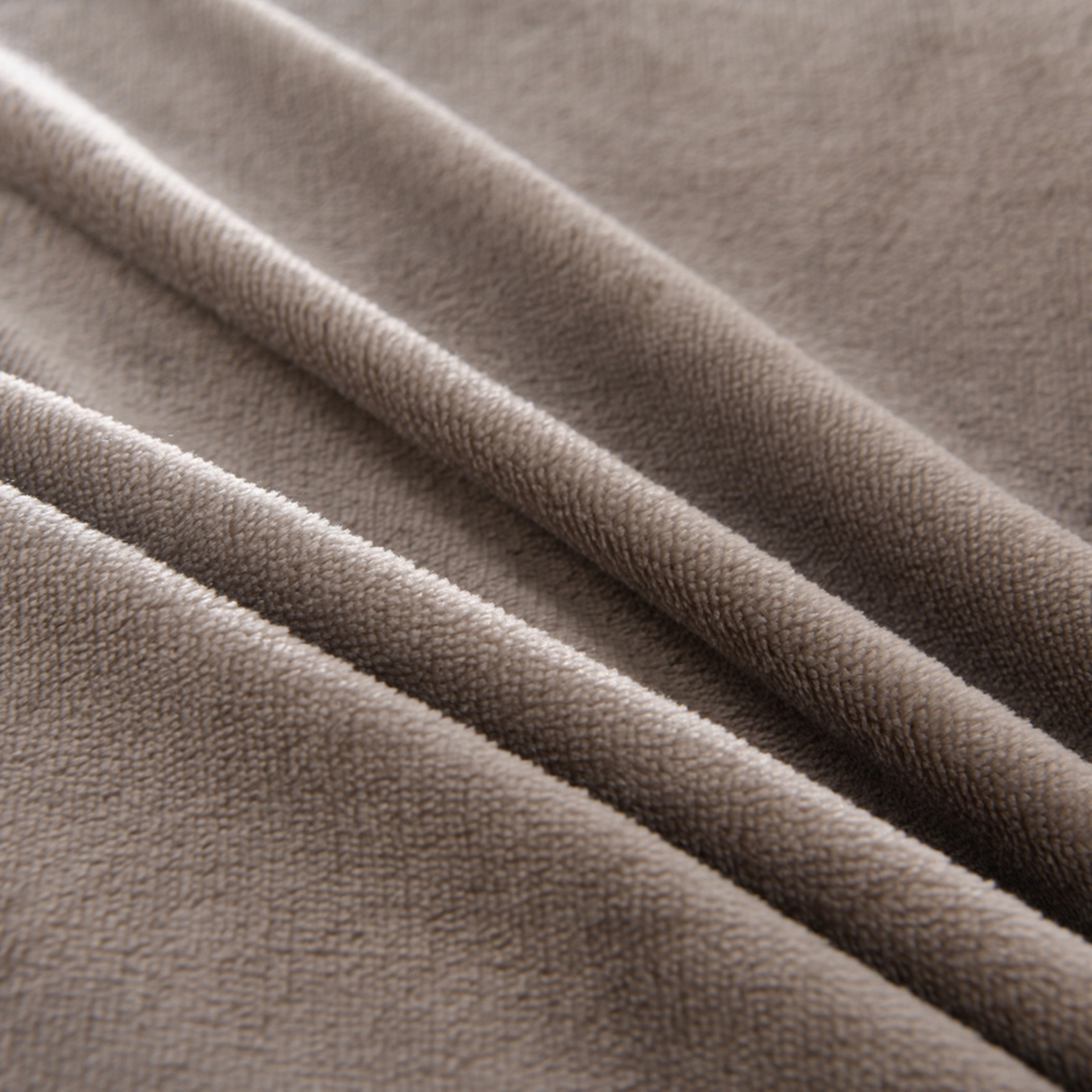 91家纺网 家纺一手货源 找家纺 紫月轩家纺 2025新款韩版牛奶绒花边款四件套 浪漫花卉