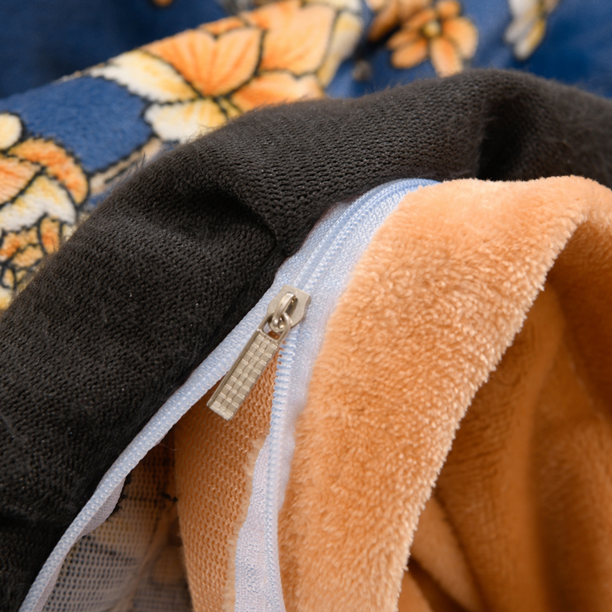 91家纺网 家纺一手货源 找家纺 紫月轩家纺 2025新款韩版牛奶绒花边款四件套 蓝庭序