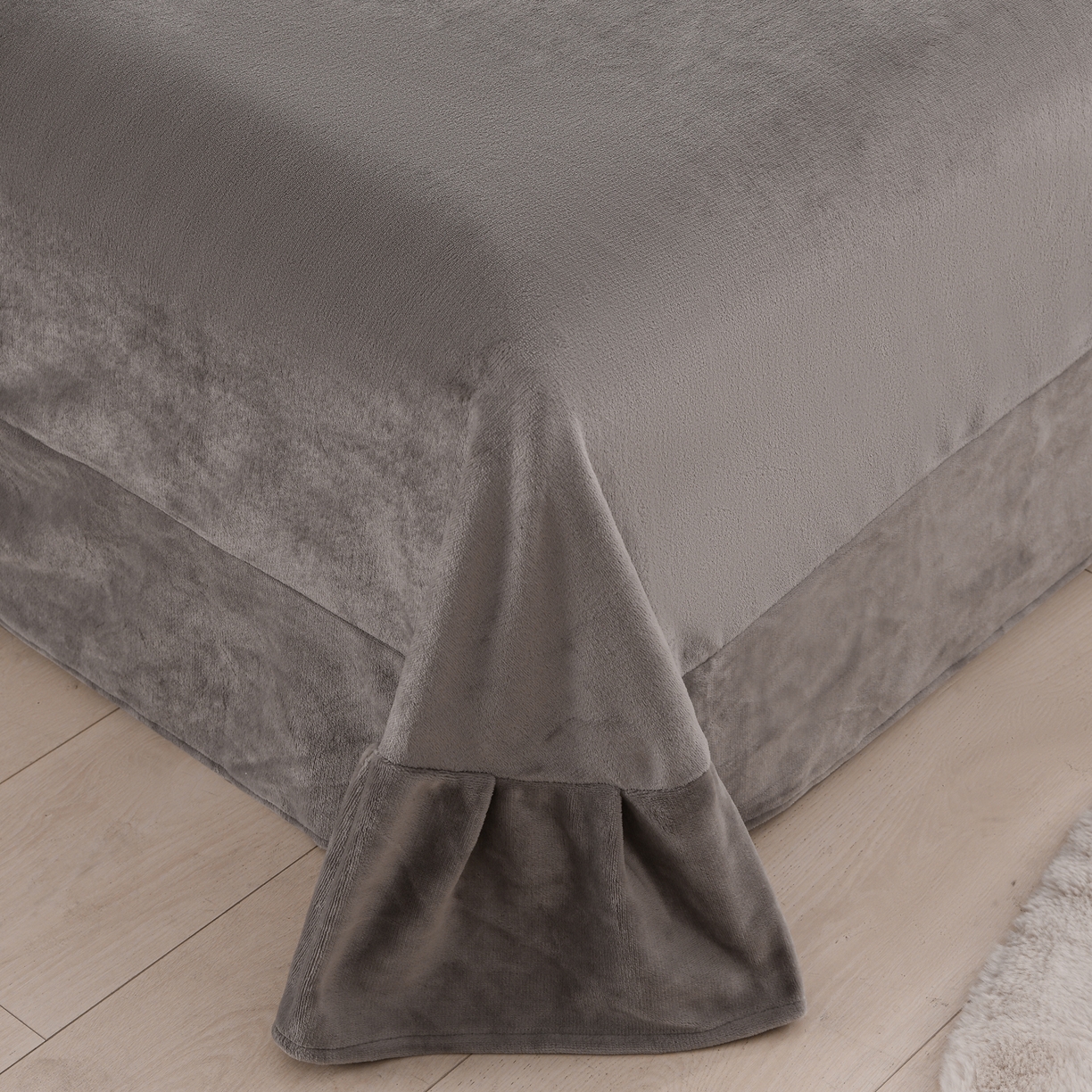 91家纺网 家纺一手货源 找家纺 紫月轩家纺 2025新款韩版牛奶绒花边款四件套 蝶舞