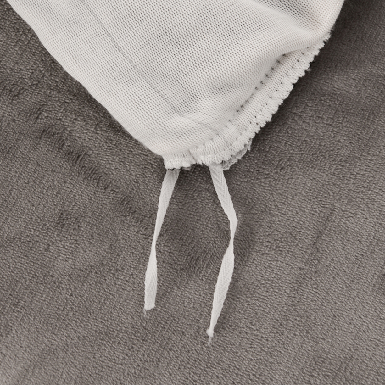 91家纺网 家纺一手货源 找家纺 紫月轩家纺 2025新款韩版牛奶绒花边款四件套 墨兔葡园