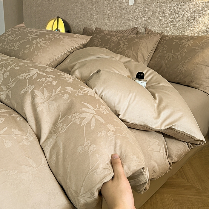 91家纺网 家纺一手货源 找家纺 （总）莱茵家居 2025新款全棉提花贡缎磨毛四件套