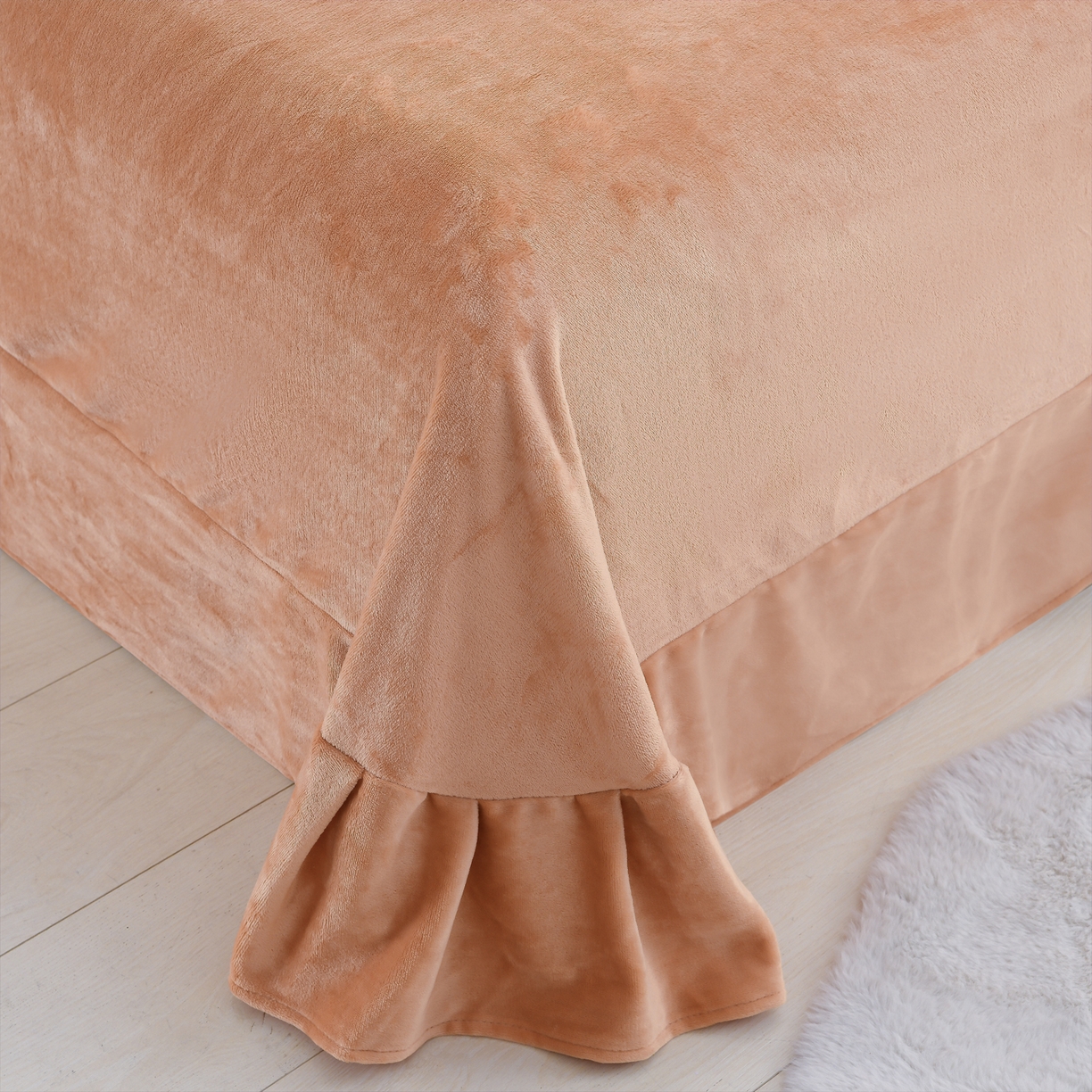 91家纺网 家纺一手货源 找家纺 紫月轩家纺 2025新款韩版牛奶绒花边款四件套 咖色玫瑰