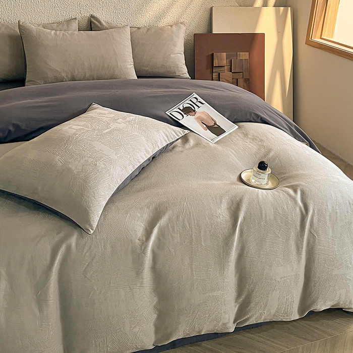 91家纺网 家纺一手货源 找家纺 莱茵家居 2025新款全棉提花贡缎磨毛四件套 银河-灰