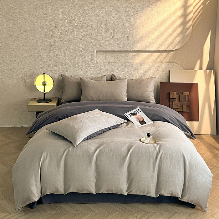 91家纺网 家纺一手货源 找家纺 莱茵家居 2025新款全棉提花贡缎磨毛四件套 银河-灰