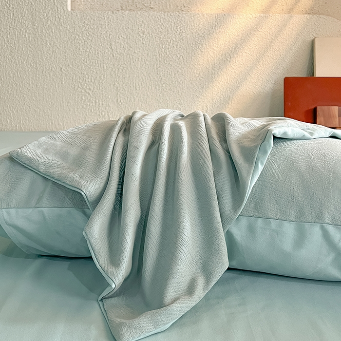 91家纺网 家纺一手货源 找家纺 莱茵家居 2025新款全棉提花贡缎磨毛四件套 银河-绿