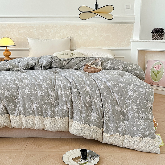 91家纺网 家纺一手货源 找家纺 芯恋 25年新款亚麻风全棉花边云感冬被四季被加厚冬被 落霞