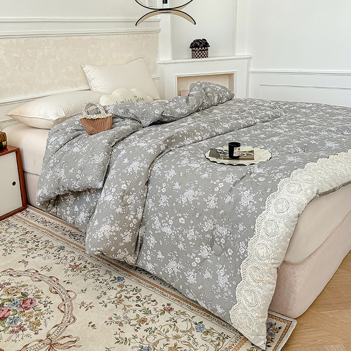 91家纺网 家纺一手货源 找家纺 芯恋 25年新款亚麻风全棉花边云感冬被四季被加厚冬被 落霞