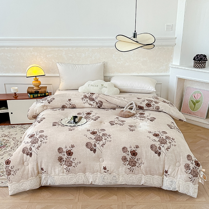 91家纺网 家纺一手货源 找家纺 芯恋 25年新款亚麻风全棉花边云感冬被四季被加厚冬被 晚秋