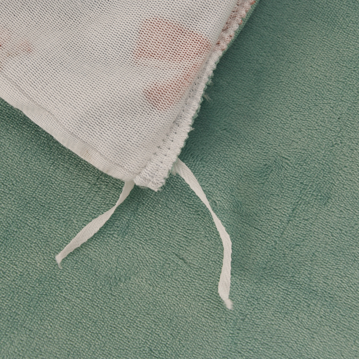 91家纺网 家纺一手货源 找家纺 紫月轩家纺 2025新款韩版牛奶绒花边款四件套 碎花轻语