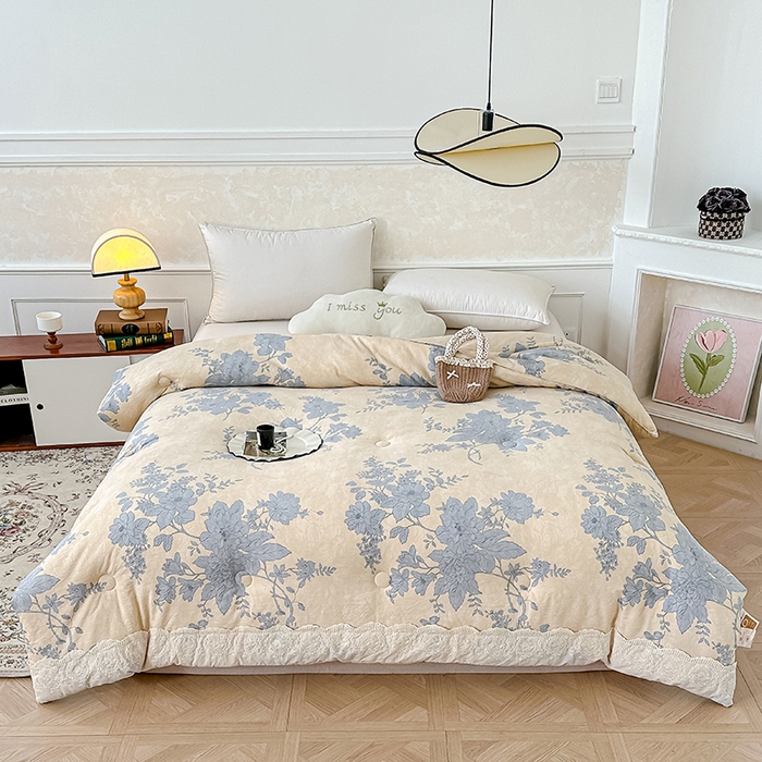 91家纺网 家纺一手货源 找家纺 芯恋 25年新款亚麻风全棉花边云感冬被四季被加厚冬被 云清