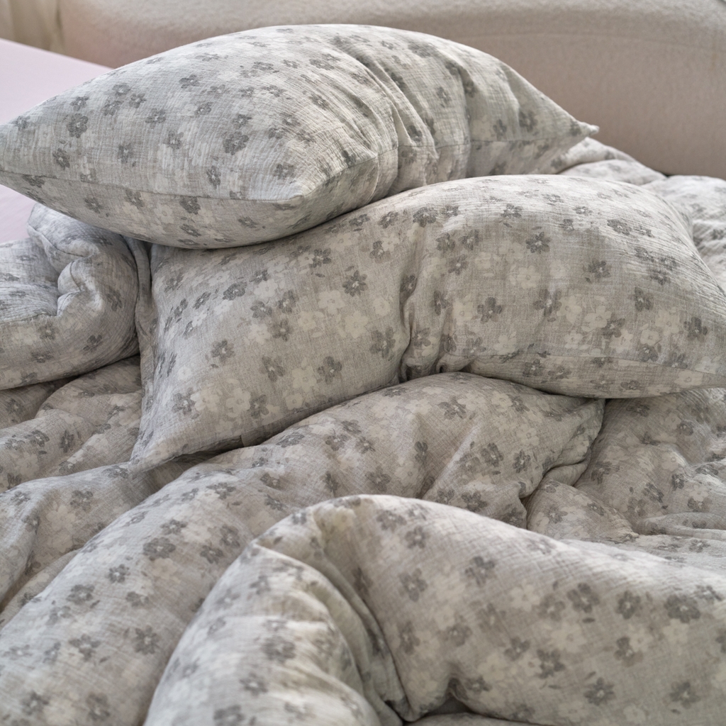 91家纺网 家纺一手货源 找家纺 洋铭区（原狠狠爱） 2025新款皱皱纱A类全棉纯棉人字纹四件套系列 水墨意境